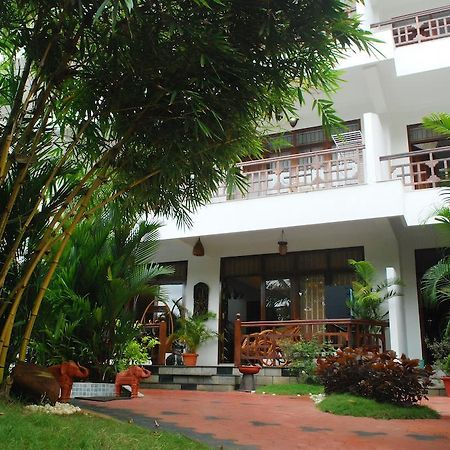 Chakra Ayurvedic Resort Kovalam Exterior photo