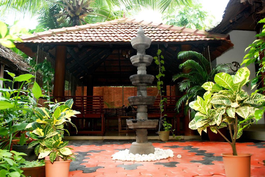 Chakra Ayurvedic Resort Kovalam Exterior photo