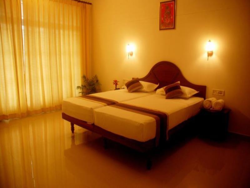Chakra Ayurvedic Resort Kovalam Exterior photo