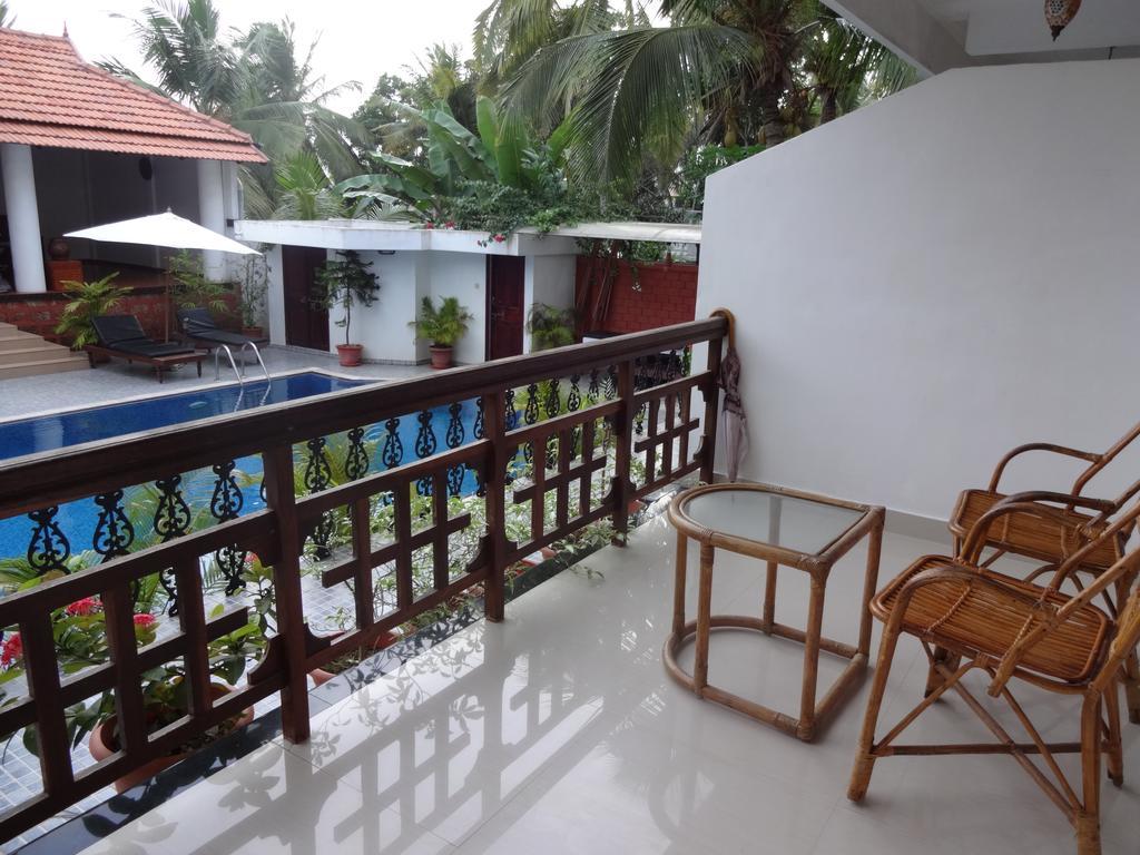 Chakra Ayurvedic Resort Kovalam Exterior photo
